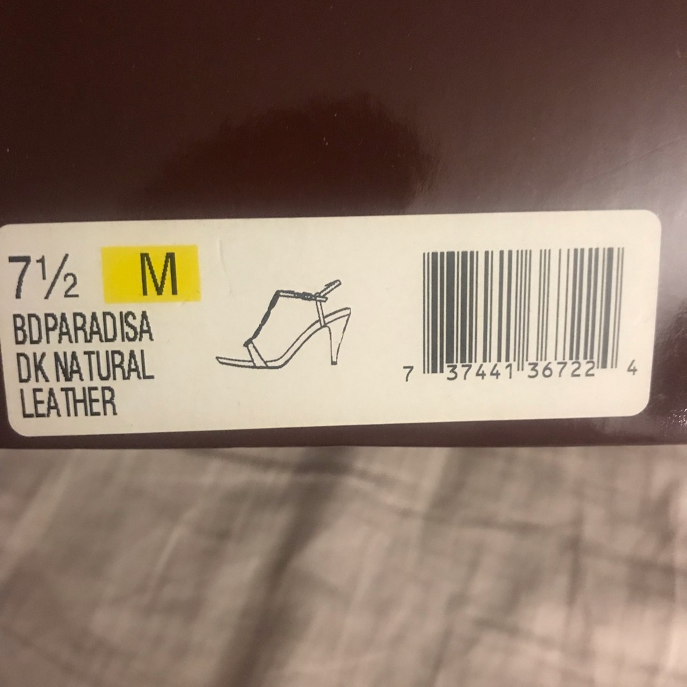 BD PARADISE BANDOLINO SANDALS - Picture 6 of 8